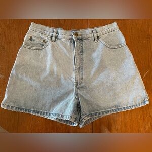 Vintage High Waisted Light Wash BE Blues Denim Shorts Size 13/14 100% Cotton Y2K
